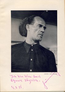 4.3.1951: Signierter Sinnspruch in Dr. Kurt Tramplers Buch „Die große Umkehr“ „Ich bin hier und überall zugleich.“