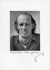 Undatiert: Signiertes Porträtfoto mit Sinnspruch „Vertraue und glaube.“