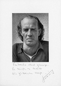 15.10.1956: Signiertes Porträtfoto mit Sinnspruch „Vertraue und glaube. Es hilft, es heilt die göttliche Kraft.“